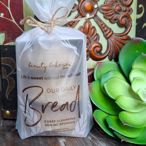 Beauty Bakerie Our Daily Bread Konjac Deep Cleansing Facial Sponges, Set of 3 - Picture 2 of 8